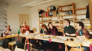 Bettina bei einer Besprechung im Öko-Institut. Quelle: Öko-Institut